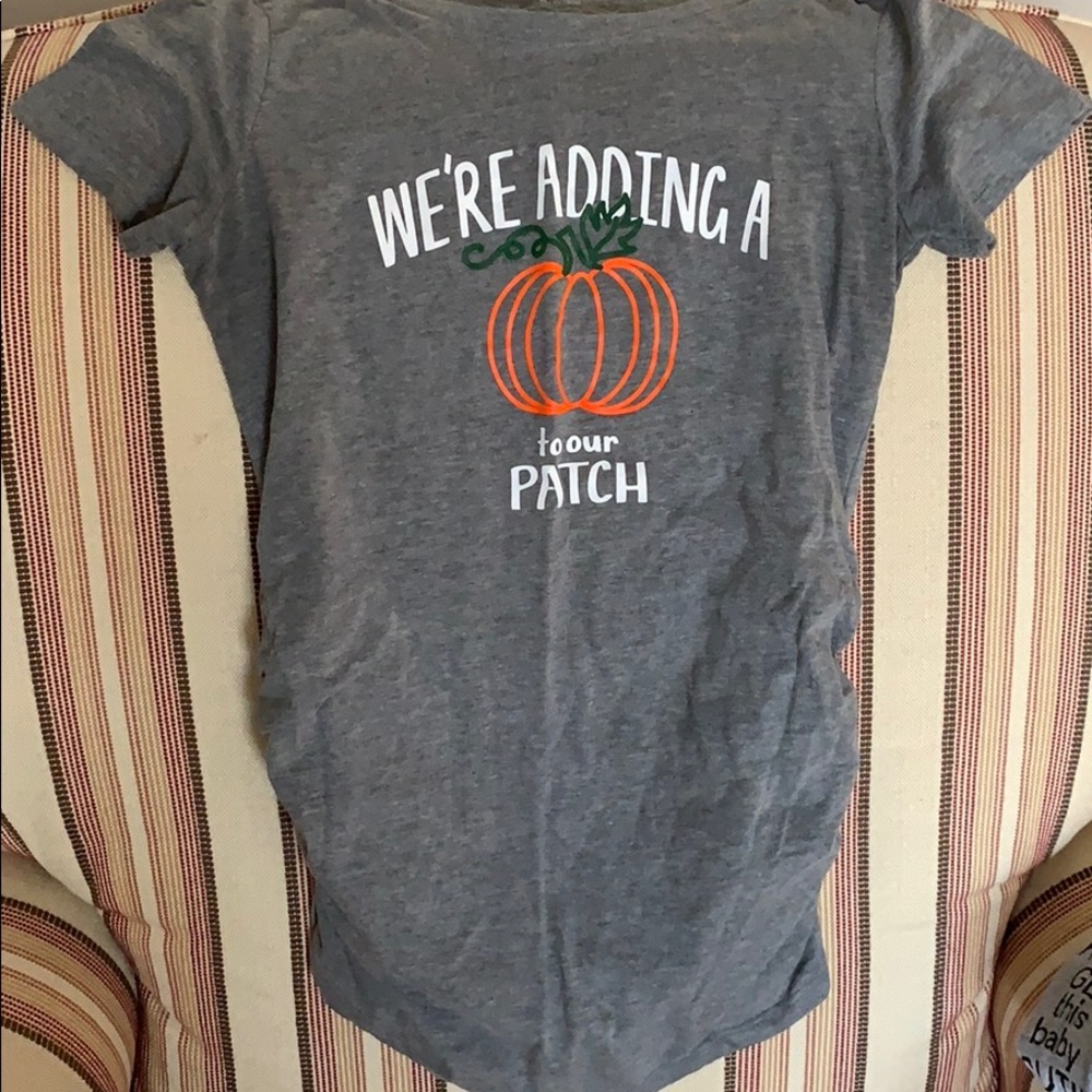 Maternity seasonal shirt